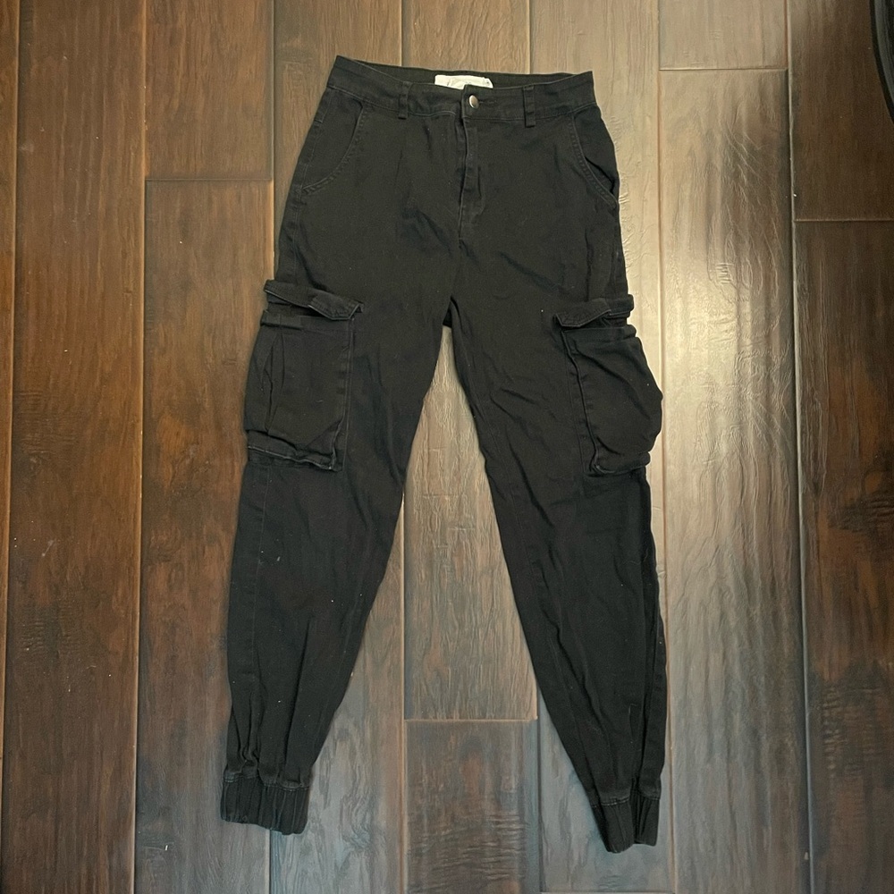 Refuge Black Belted Cargo Joggers